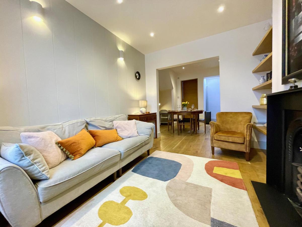 Stylish 2-Bedroom Townhouse Next To Brighton Station 외부 사진