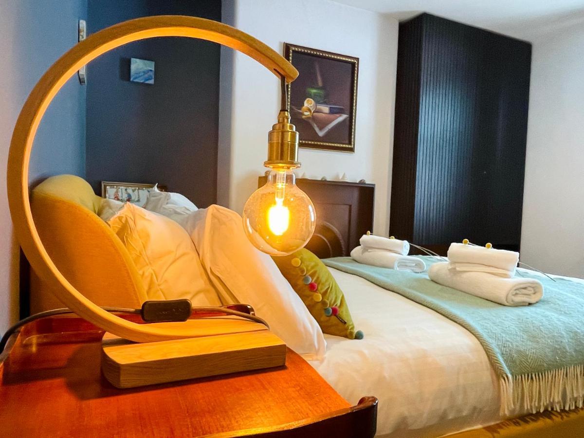 Stylish 2-Bedroom Townhouse Next To Brighton Station 외부 사진