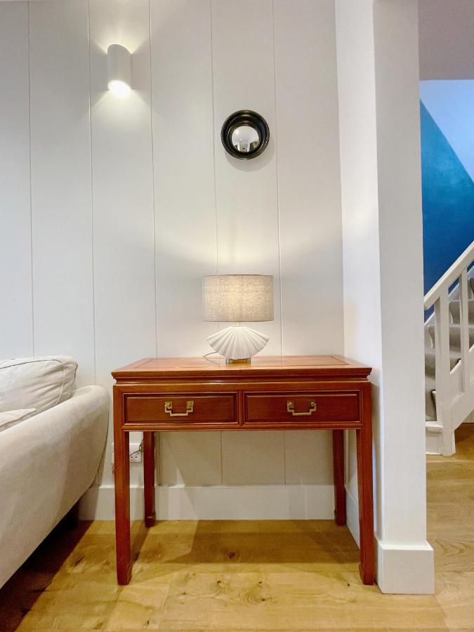 Stylish 2-Bedroom Townhouse Next To Brighton Station 외부 사진