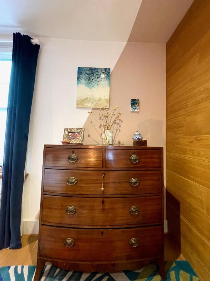Stylish 2-Bedroom Townhouse Next To Brighton Station 외부 사진